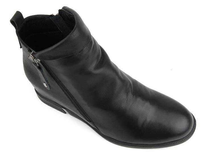 Skórzane botki damskie na koturnie - Venezia 3534 R001, czarne