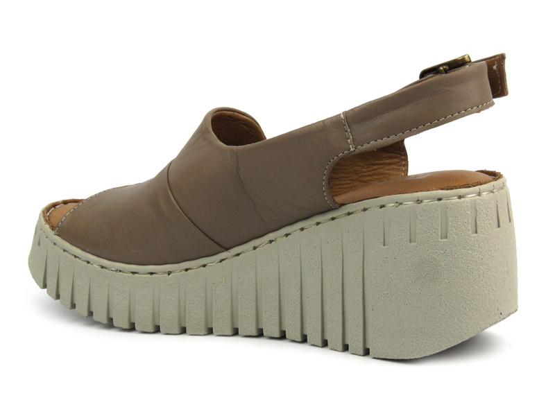 Sandały damskie na platformie z koturnem - Artiker 54C0788, jasnobrązowe