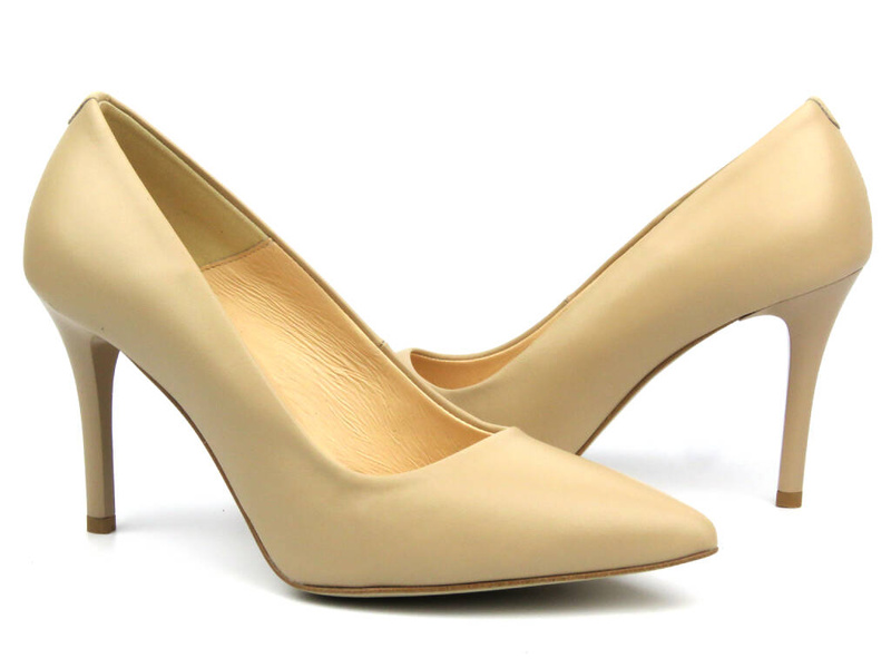 Eleganckie szpilki z noskiem w szpic - UNCOME 35004, beżowe