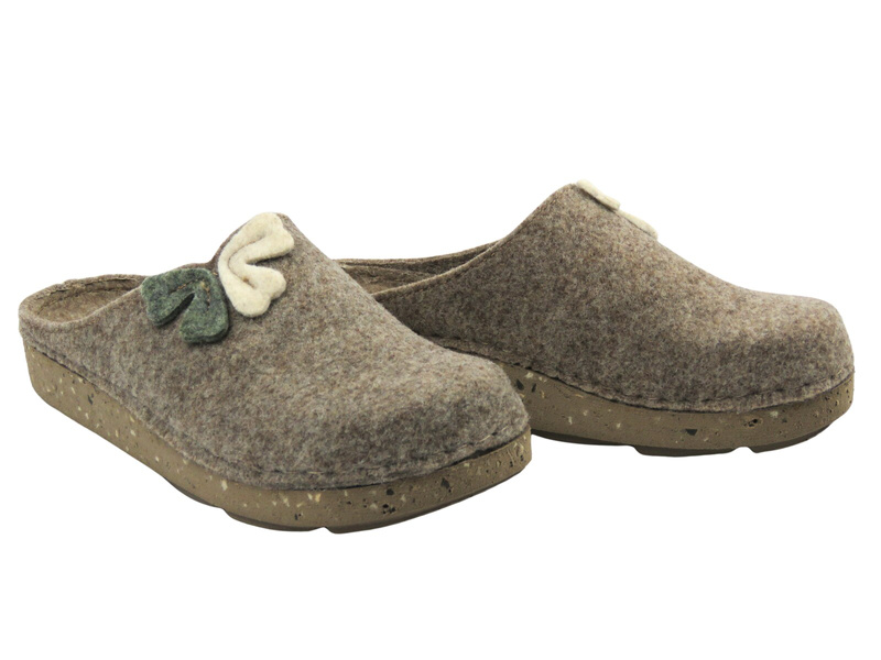 Wygodne kapcie damskie Befado 155D172, jasnobrązowe