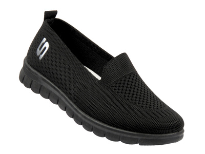 Sportowe, wsuwane półbuty damskie - Potocki 24-44301, czarne