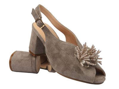 Eleganckie sandały damskie na słupku - Potocki 25-12621, beżowe