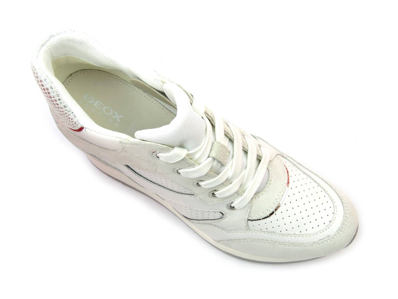 Sneakersy damskie na ukrytym koturnie - GEOX Respira D250QA, białe