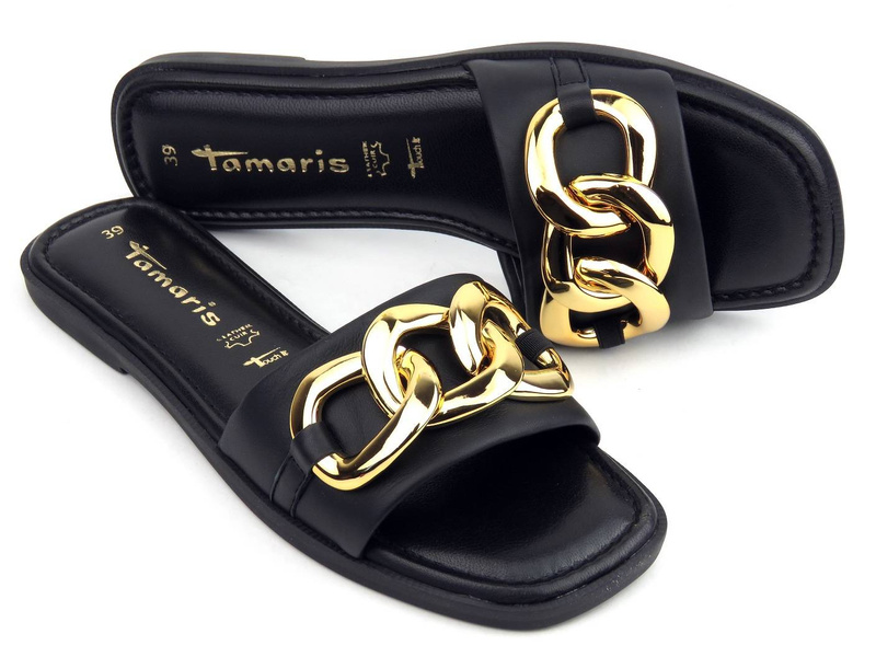 Klapki damskie ze srebrnym łańcuchem - TAMARIS 27119, czarne
