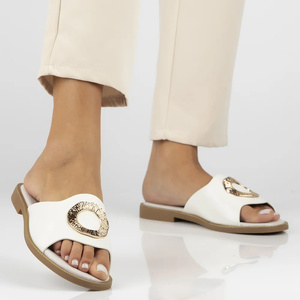 Klapki damskie ze skórzaną wkładką białe Filippo DK6906/25