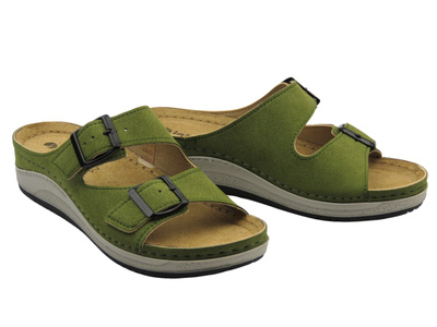 Klapki damskie z klamrami - INBLU PF-06, zielone