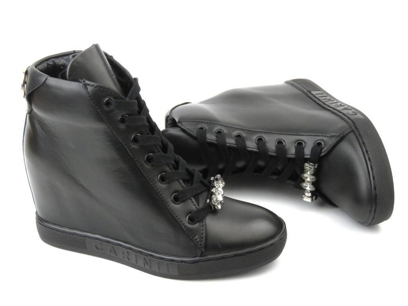 Sneakersy damskie na ukrytym koturnie CARINII B9177, czarne
