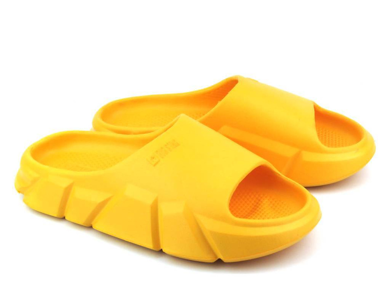 Sportowe klapki damskie na grubej podeszwie - Big Star LL274591, żółte