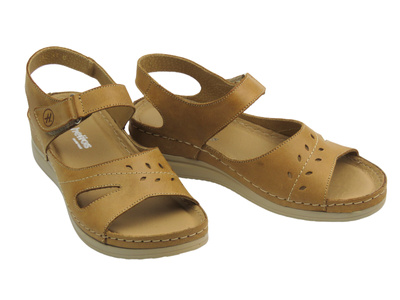 Skórzane sandały damskie na rzep jasnobrązowe Helios Komfort 142