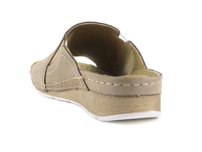 Wygodne, miękkie klapki damskie skórzane - HELIOS Komfort 260, beżowe