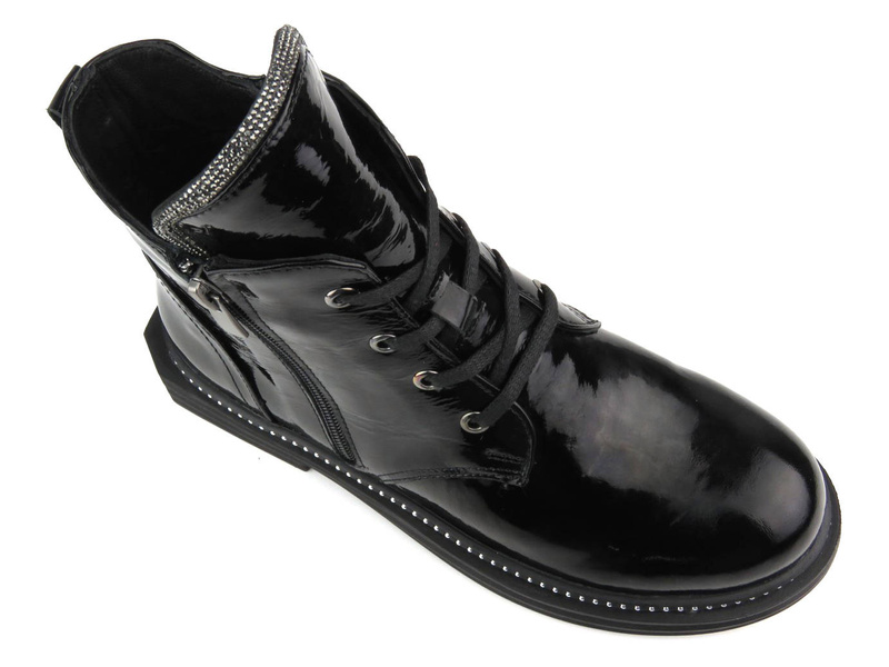 Botki damskie ze skóry lakierowanej - VENEZIA 03-VAN , czarne