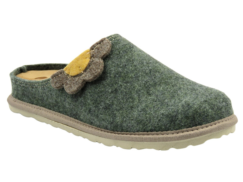 Wygodne kapcie damskie INBLU CS-43, zielone