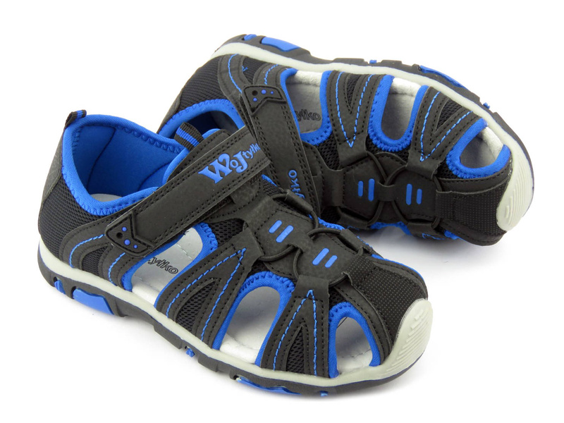 Sandały dziecięce, młodzieżowe z zakrytymi palcami - WOJTYŁKO 22313, czarno-niebieskie