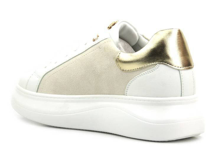Białe sneakersy damskie na platformie - INBLU IN001297