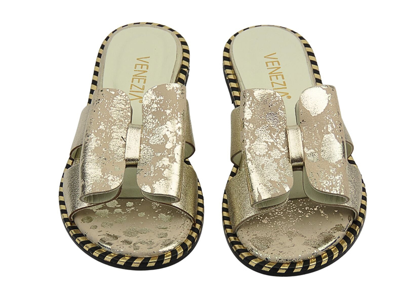 Skórzane złote klapki damskie Venezia L054LEGOOBK034,