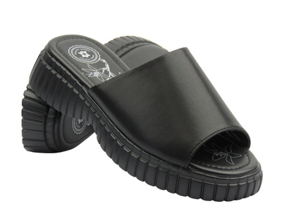 Eleganckie klapki damskie skórzane - Evento 25SD18-8719 czarne