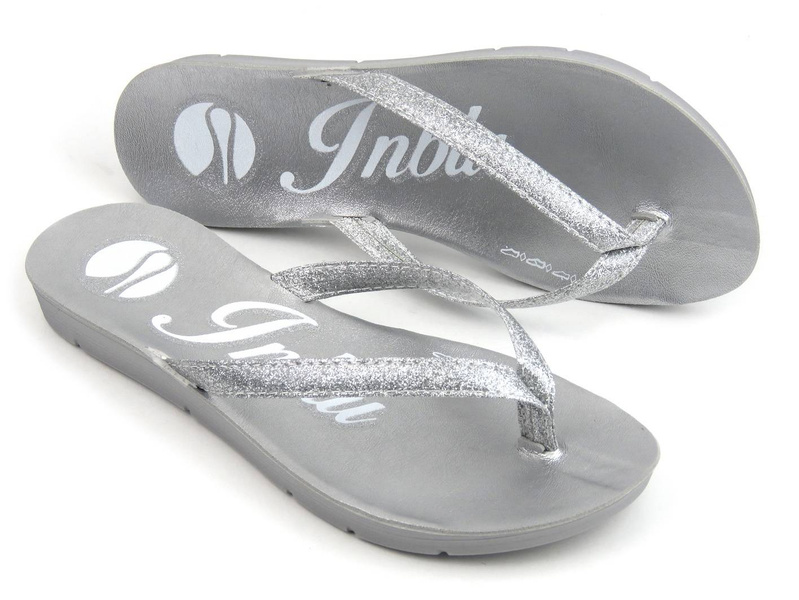 Japonki damskie z błyszczącym paskiem - INBLU ME-40, srebrne