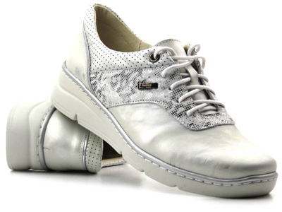 Półbuty damskie, sneakersy polskiej produkcji - HELIOS Komfort 396, srebrne
