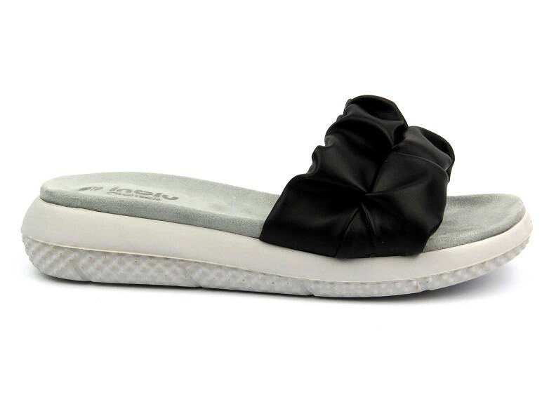 Klapki damskie ze zdobioną cholewką - INBLU TT-22, czarne