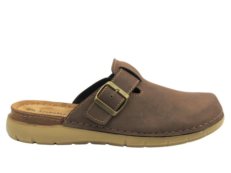 Zabudowane klapki męskie ze skórzaną wkładką ciemnobrązowe INBLU VI-12