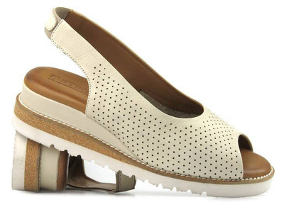 Sandały damskie na koturnie - Artiker 50C0863, beżowe