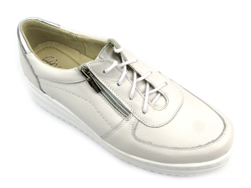 Wygodne, skórzane półbuty damskie - Helios 419, białe