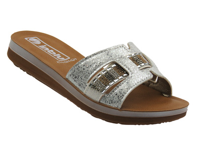 Klapki damskie z błyszczącą cholewką białe INBLU ZO-08