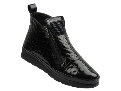 Wygodne botki damskie z lakierowanej skóry Nika Komfort 0630-8410, czarne