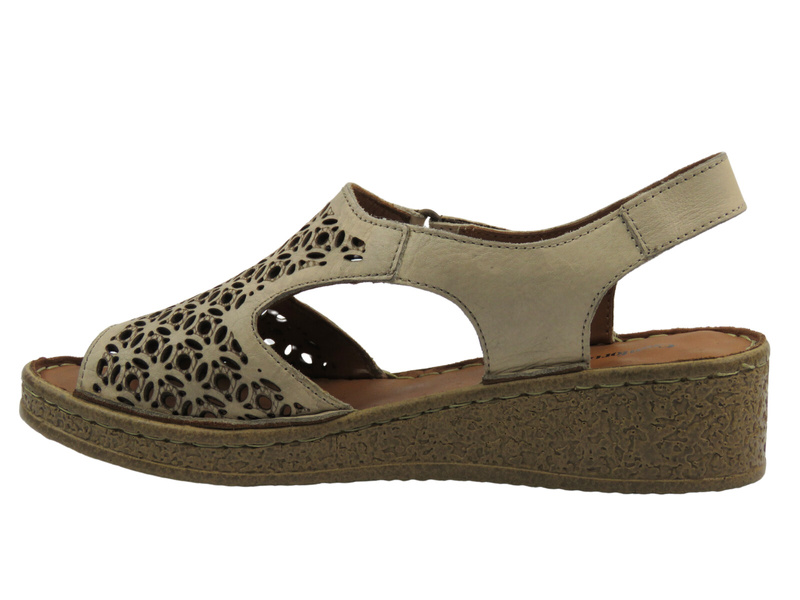 Sandały damskie na koturnie - Comfortabel 710226-08, beżowe