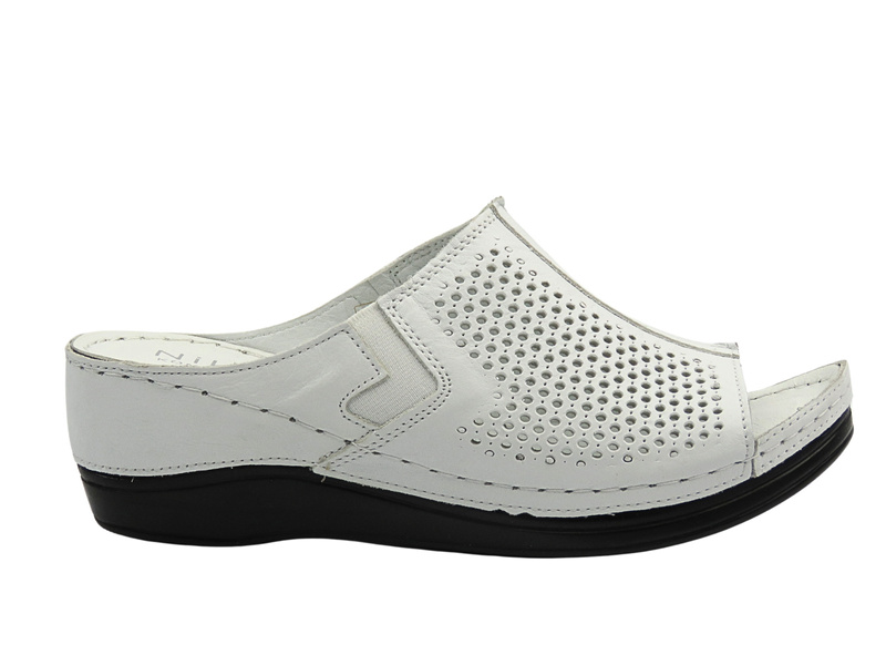 Wygodne klapki damskie na koturnie białe Nika Komfort H-157