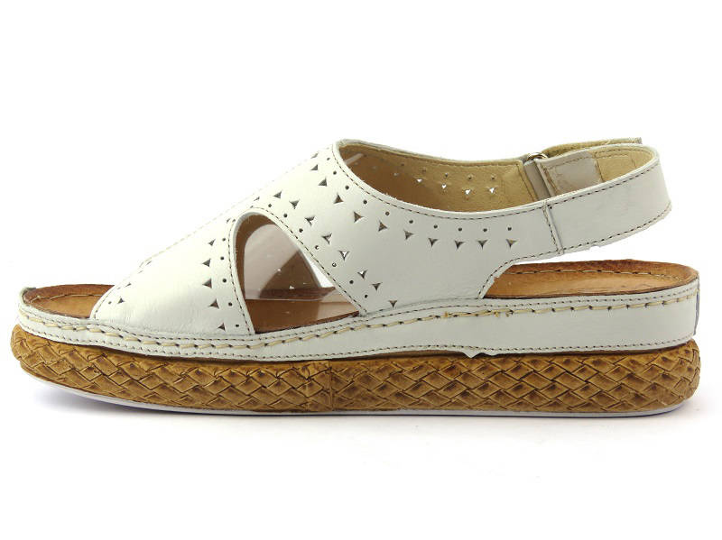 Skórzane sandały damskie z ażurowym wzorem - WASAK 0652, białe