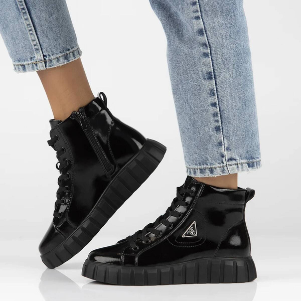 Skórzane botki damskie na platformie - Filippo DBT4146/23, czarne