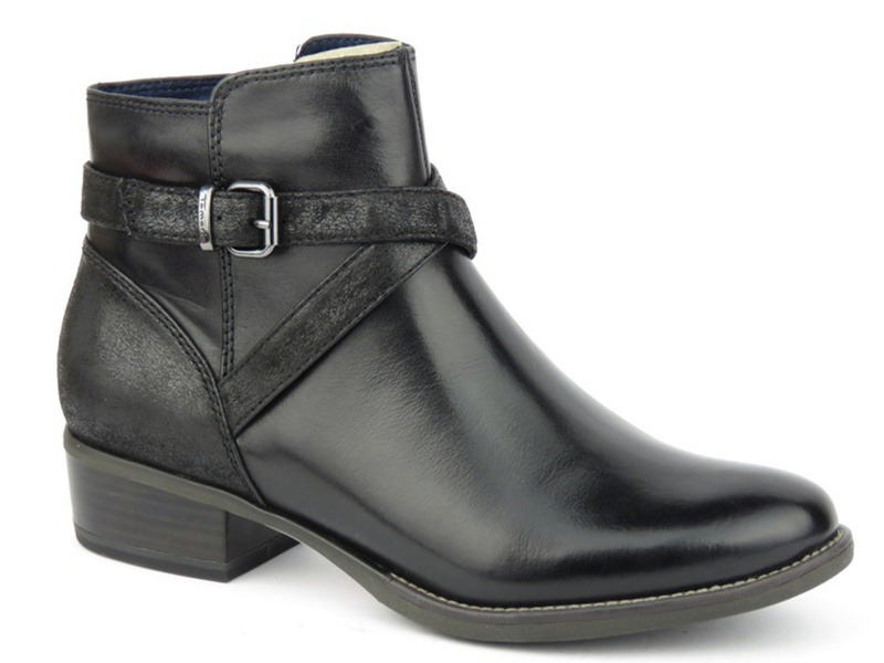 Skórzane botki damskie Tamaris 25364, czarne