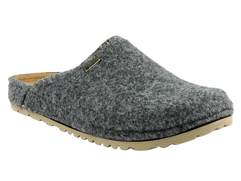 Przytulne kapcie męskie INBLU RU-04, srebrne