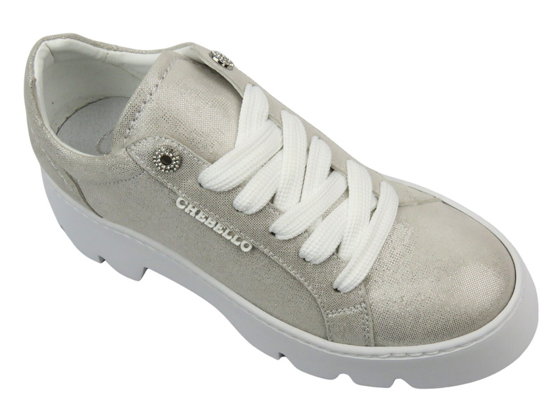 Sportowe buty damskie na platformie - CheBello 4632, srebrne-wiązane