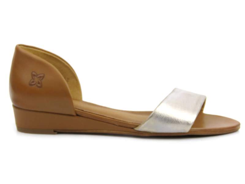 Sandały damskie na niskim koturnie - MACIEJKA 01971-45, brązowo-srebrne