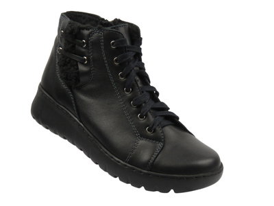 Botki damskie polskiej marki czarne HELIOS Komfort 785