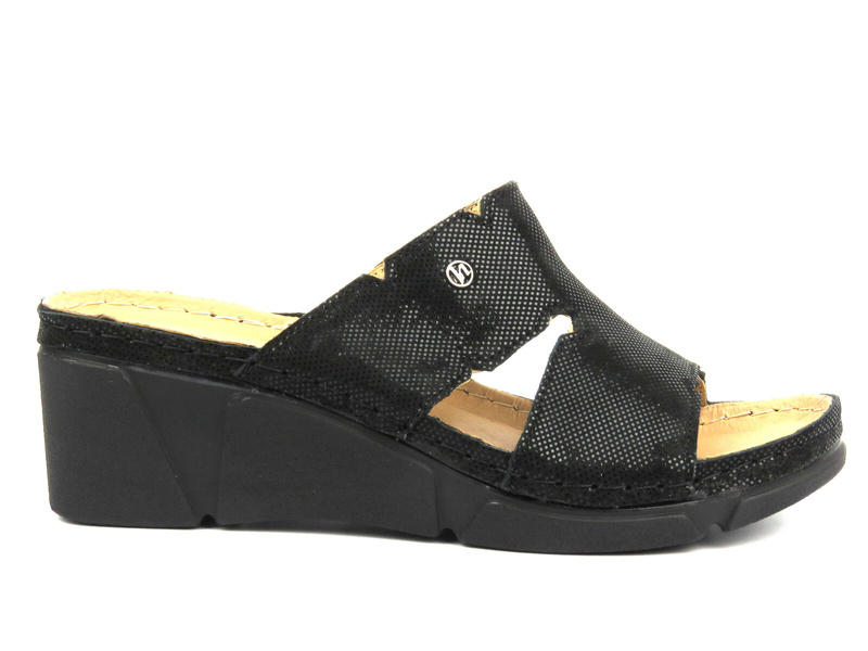 Wygodne, miękkie klapki damskie HELIOS Komfort 131, czarny