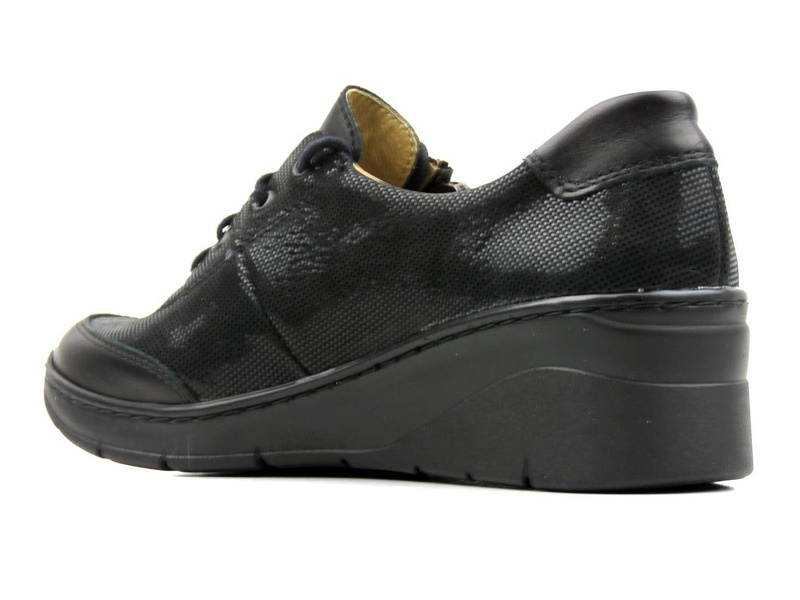 Wygodne półbuty damskie z połyskującą cholewką - Helios Komfort 334S, czarne