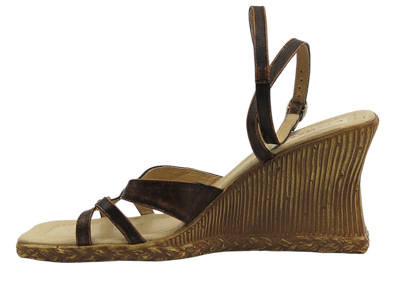 Sandały damskie na koturnie brązowe FAMAX 271