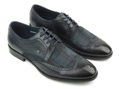 Wysokojakościowe półbuty męskie w stylu brogsów i caponek - BROOMAN 913-20-93, granatowe