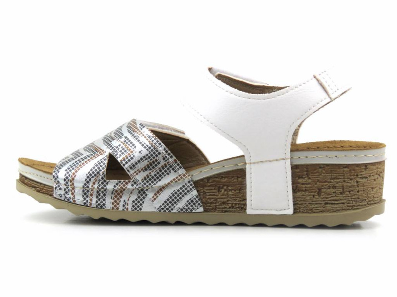 Sandały damskie na koturnie - INBLU NV-03, białe