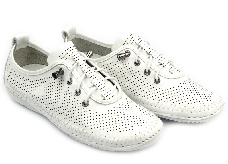 Ażurowe półbuty damskie ze skóry naturalnej - Artiker 54C0831, białe