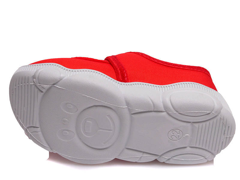 Kapcie dziecięce ze skórzaną wkładką (biedronka) - WEESTEP R107850042, czerwone w czarne kropki