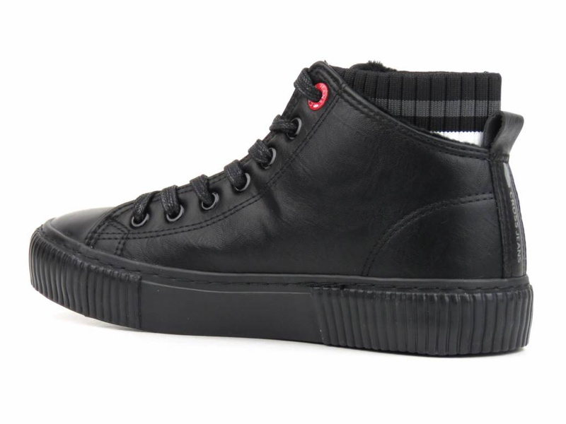 Ocieplane trampki damskie z elastycznym materiałem przy kostce - CROSS JEANS II2R4021, czarne