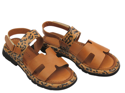 Brązowe sandałki damskie płaskie - Bombonella P068 10909