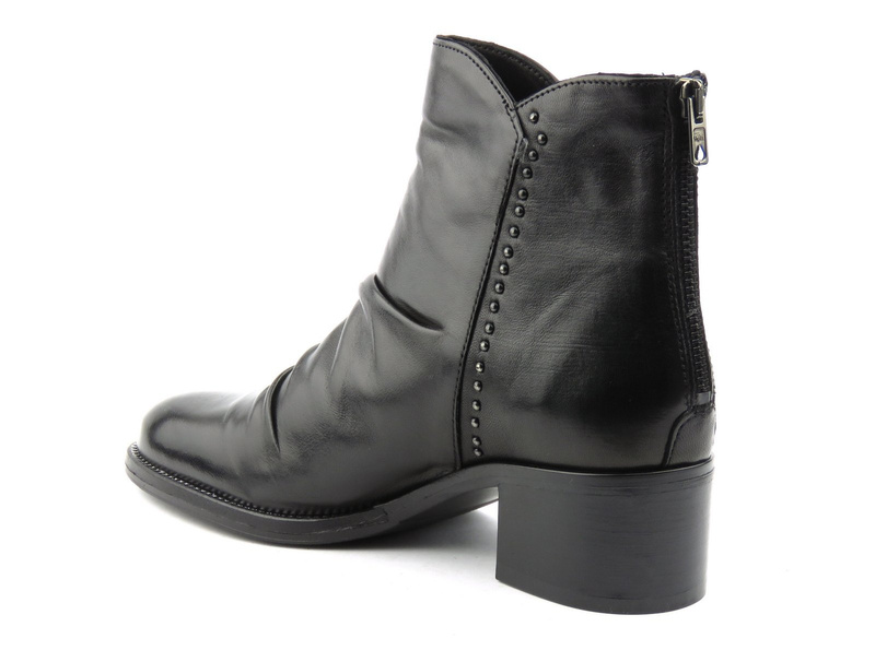 Skórzane botki damskie w stylu retro - Venezia 563006FY, czarne