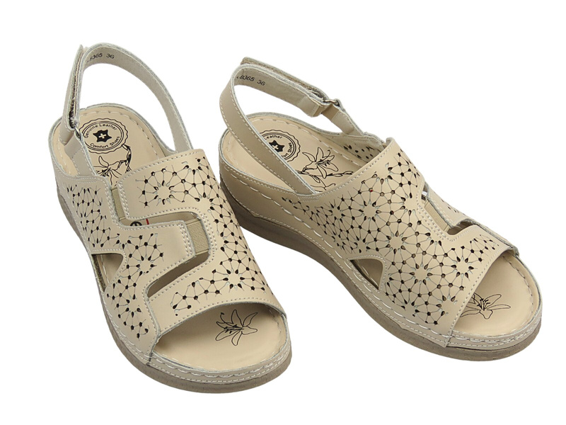 Skórzane sandały damskie na rzep beżowe Evento 25SD17-8365