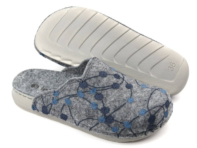 Filcowe kapcie damskie Inblu UA-35, szare w kropki
