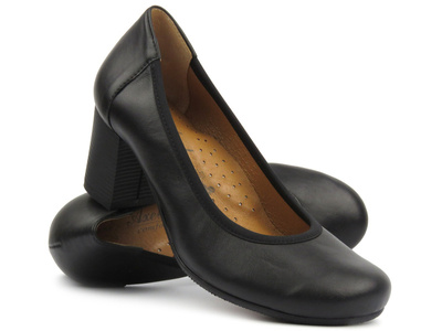 Czółenka damskie na klocku  - AXEL KOSELA 1757, czarne
